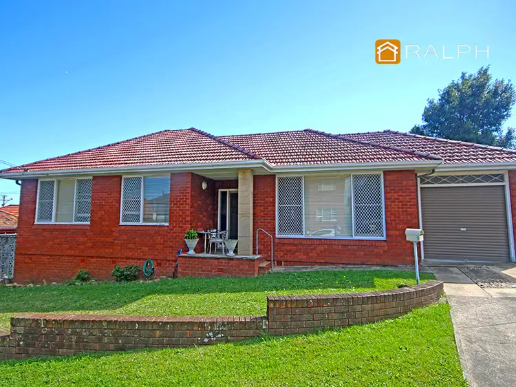 1 Stern Place, Roselands NSW 2196