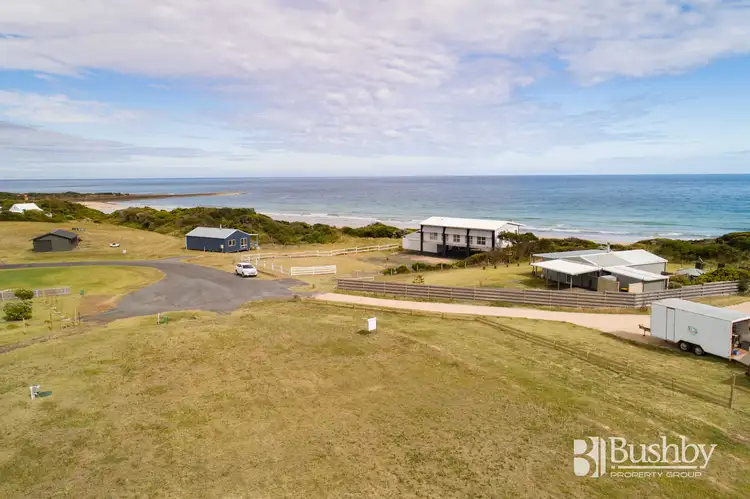 8 Mariner Court, Low Head TAS 7253
