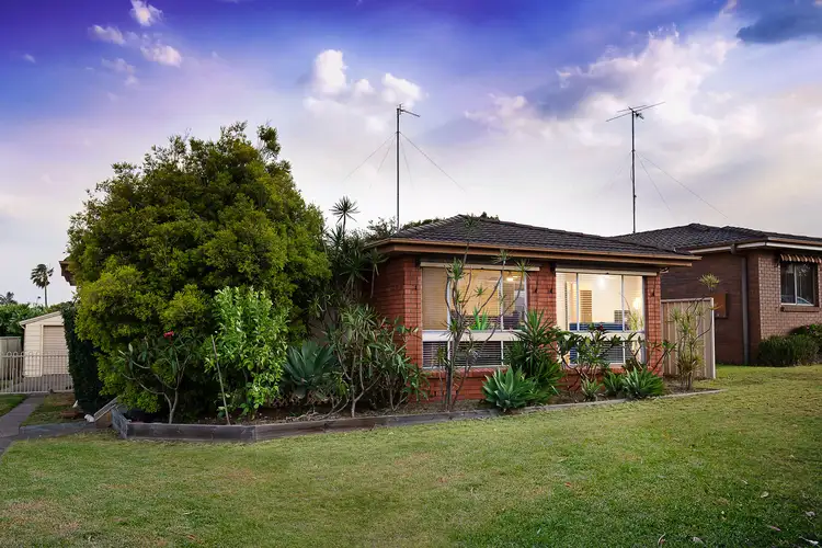 34 Frater Avenue