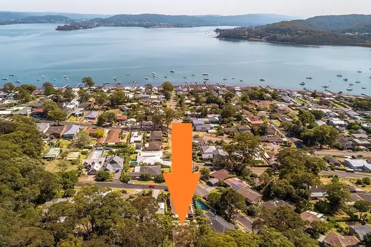 Third view of Homely house listing, 1/2 Lydred St, Saratoga NSW 2251