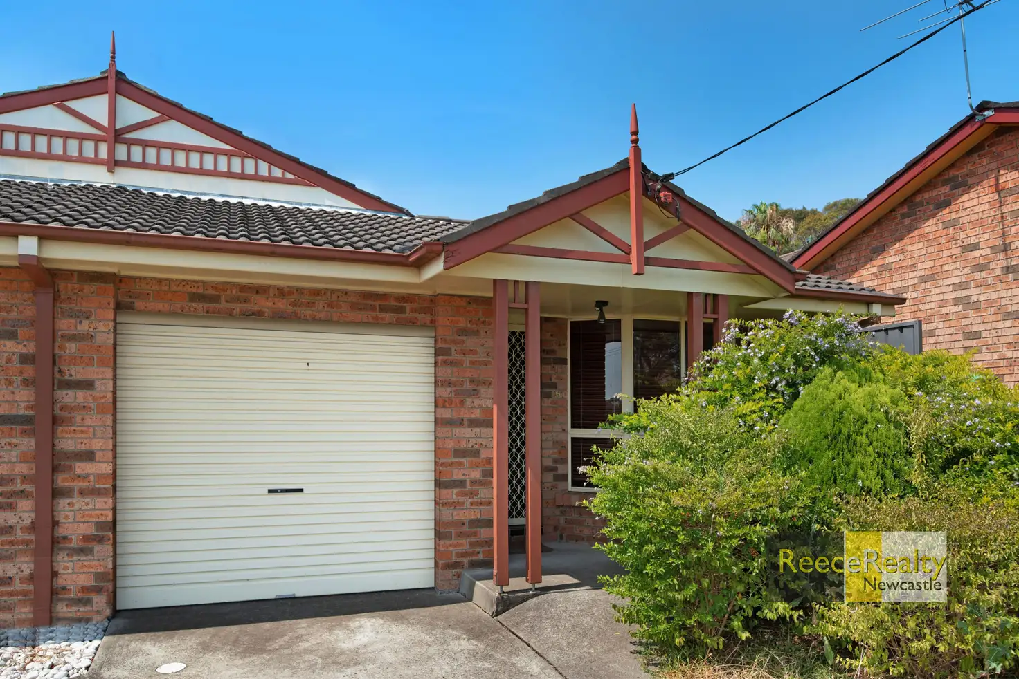 Main view of Homely house listing, 2/6 Lee Crescent, Birmingham Gardens NSW 2287