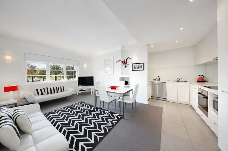 Third view of Homely apartment listing, 5/352 Albert Road, South Melbourne VIC 3205