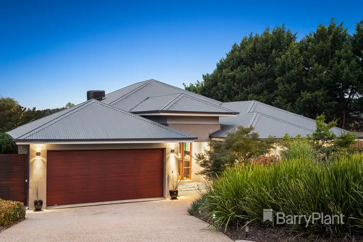 6 Armstrong Grove, Yarra Glen VIC 3775