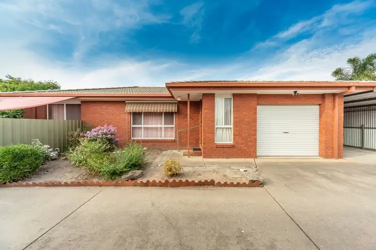 Main view of Homely unit listing, 2/436 Tumgarra Place, Lavington NSW 2641