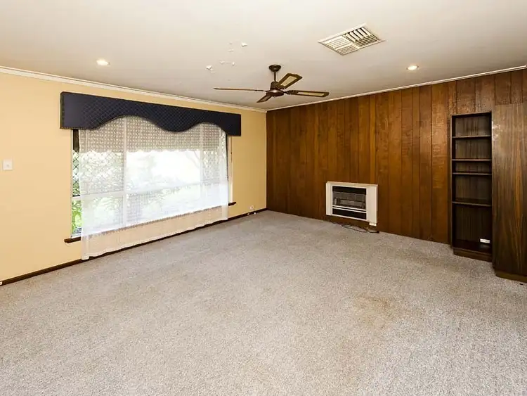Sixth view of Homely house listing, 11 Penhurst Court, Thornlie WA 6108