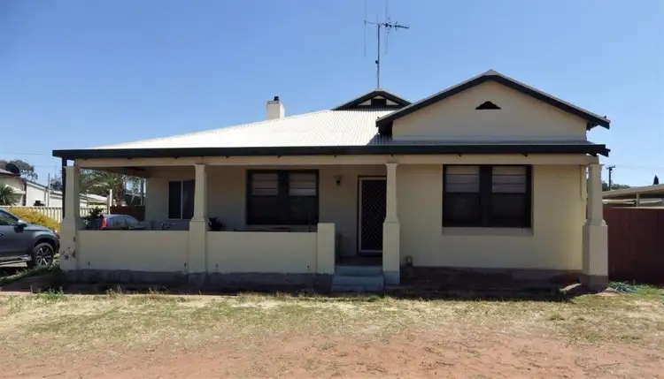 10 MACKENZIE STREET, Whyalla Playford SA 5600