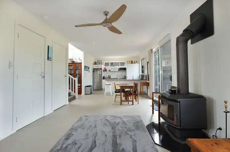 Fifth view of Homely apartment listing, 3/3 Omega Place, Vincentia NSW 2540