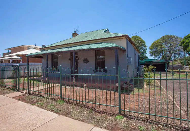 122 Arthur Street, Wellington NSW 2820