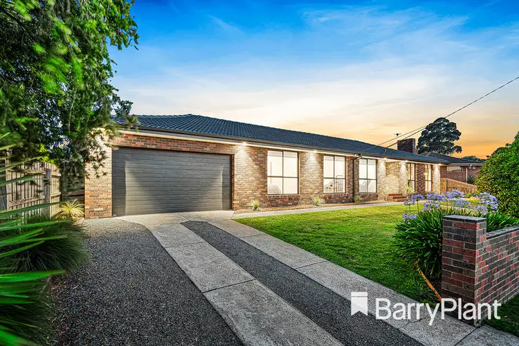 16 Rolloway Rise, Chirnside Park VIC 3116