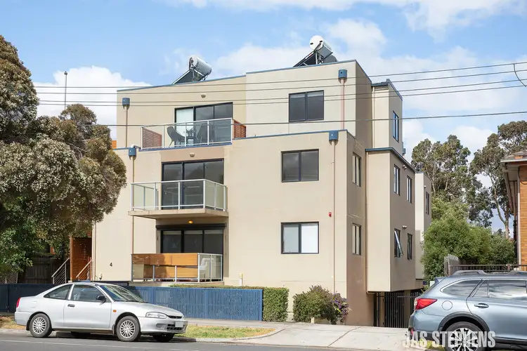 2/4 Eldridge Street, Footscray VIC 3011