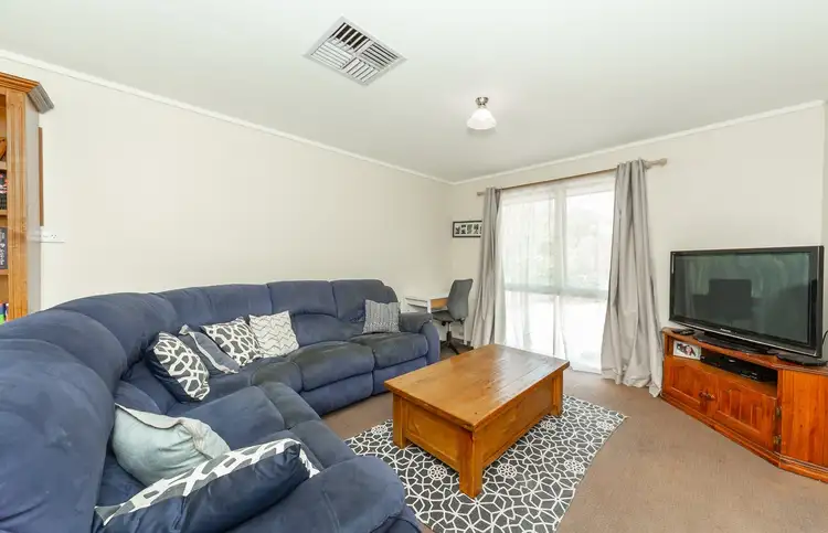 Fifth view of Homely house listing, 10 Corrang Place, Springdale Heights NSW 2641