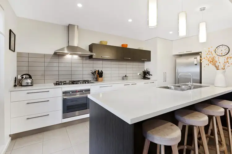 Third view of Homely house listing, 6 PEMBERTON LANE, Sandhurst VIC 3977