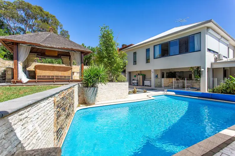 11 Teslin Road, Mount Claremont WA 6010