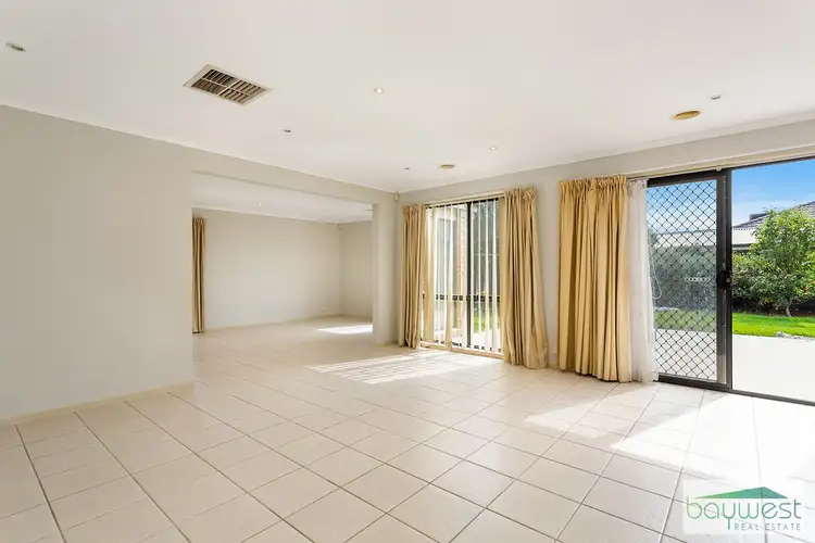 Sixth view of Homely house listing, 5 Alkira Court, Narre Warren South VIC 3805