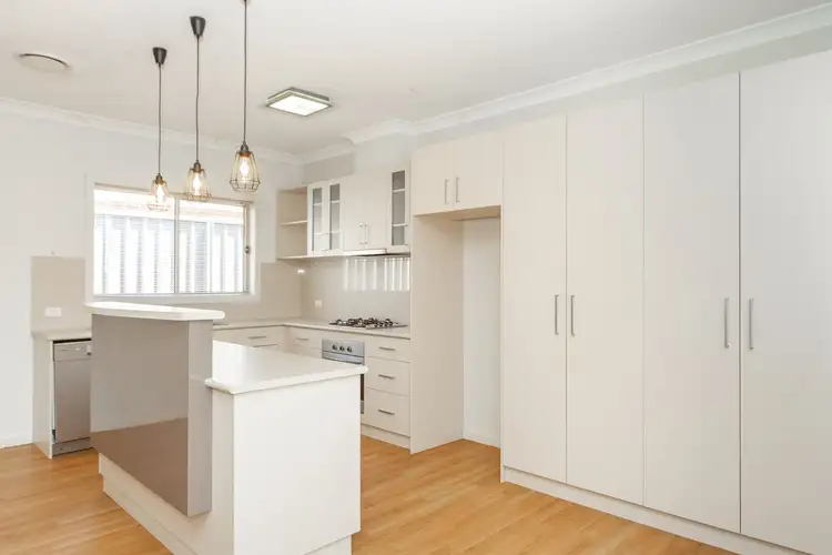 Fifth view of Homely house listing, 2/21 Honeyeater Circuit, Thurgoona NSW 2640