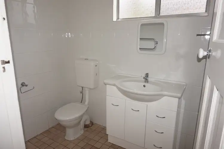 Seventh view of Homely house listing, 15 Ruby St, Goulburn NSW 2580