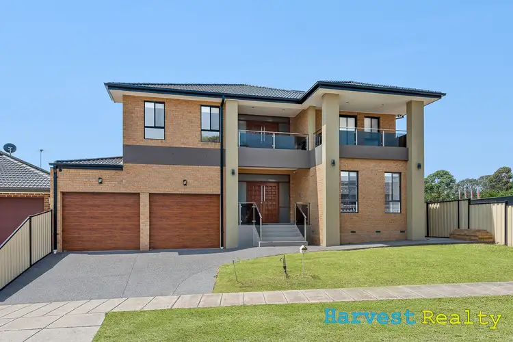 11 Dyson Drive, Lynbrook VIC 3975