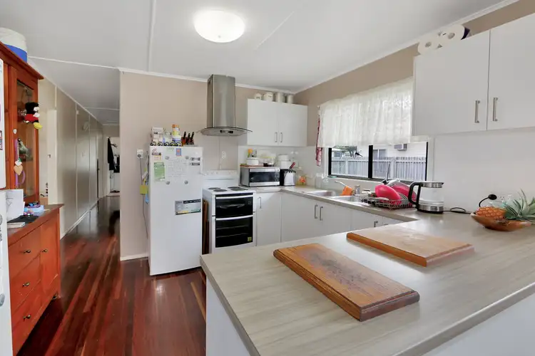 Sixth view of Homely house listing, 5 Watkin Street, Svensson Heights QLD 4670