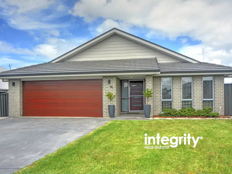 15 Dove Close, South Nowra NSW 2541