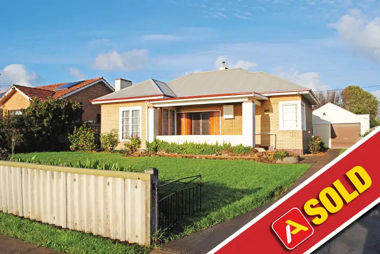 301 Hanlon Parade, Portland VIC 3305