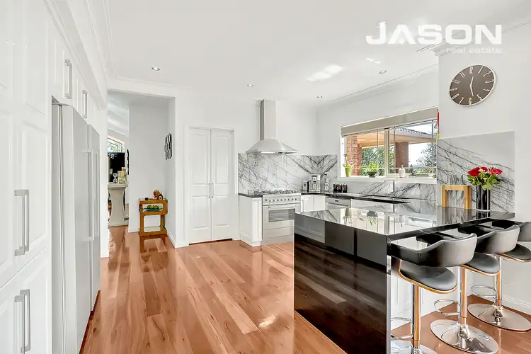 Sixth view of Homely house listing, 2 Piccadilly Court, Greenvale VIC 3059
