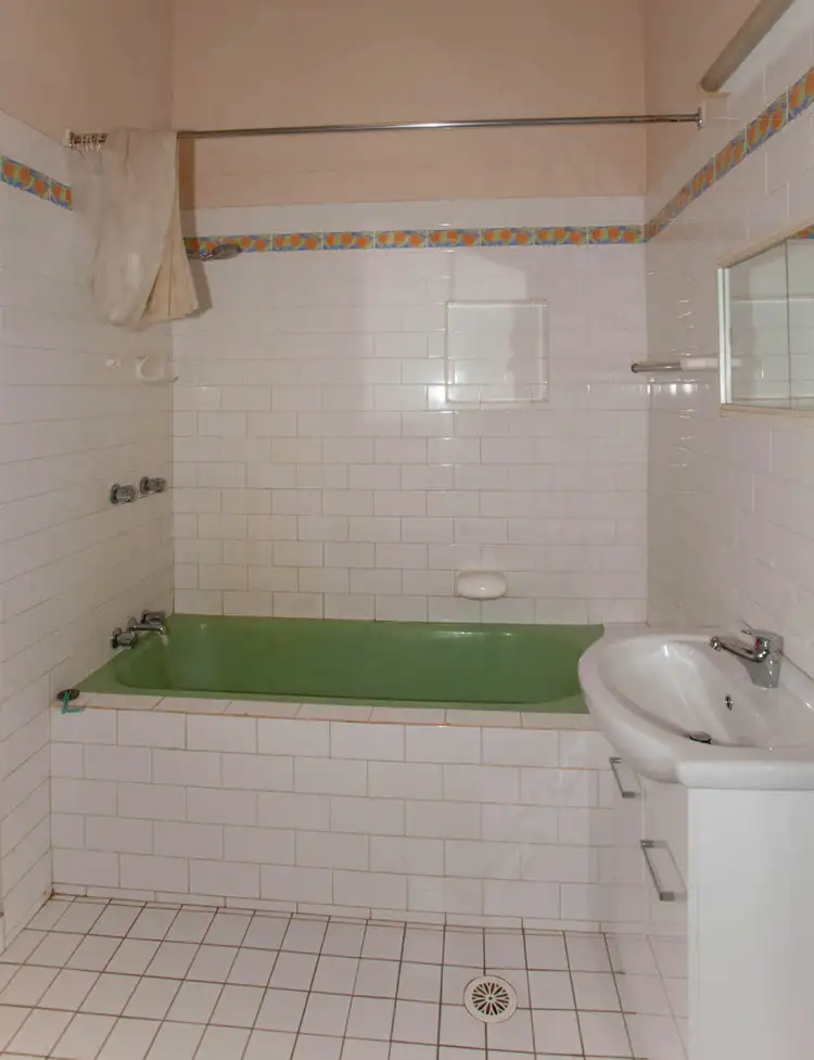 Sixth view of Homely house listing, 1 Montefiores Street, Wellington NSW 2820