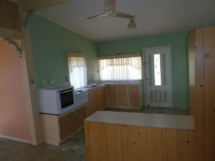 Sixth view of Homely house listing, 2A PIZZEY STREET, Childers QLD 4660