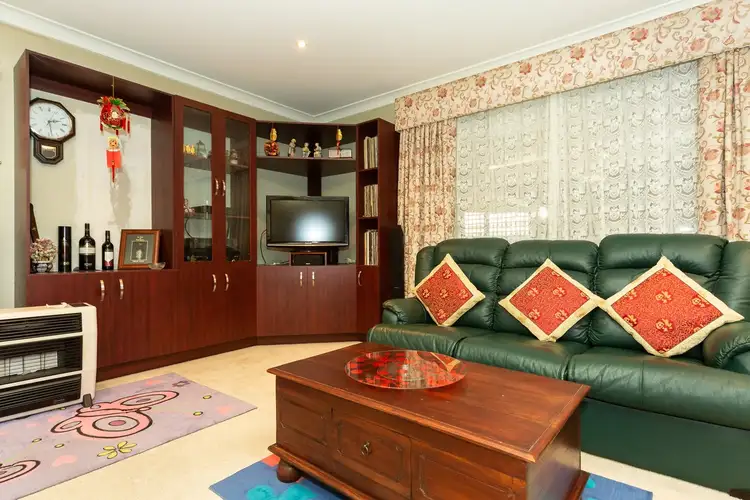 Fifth view of Homely unit listing, 3/392 Kotthoff Street, Lavington NSW 2641
