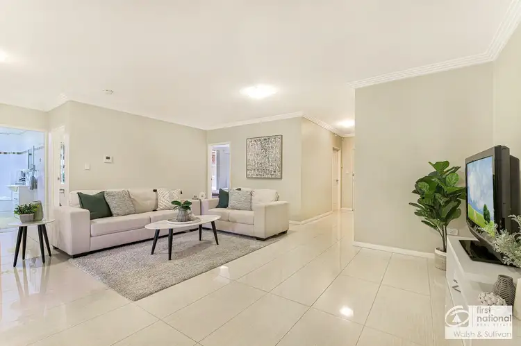 1/2 Conie Ave, Baulkham Hills NSW 2153