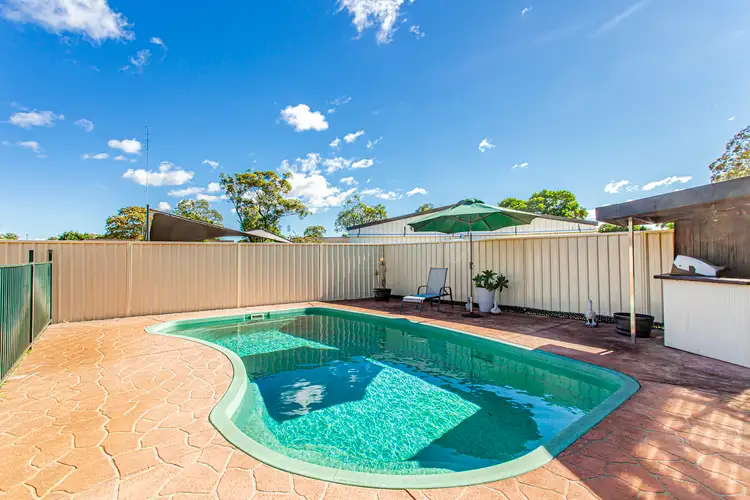 5 Katherine Close, Raymond Terrace NSW 2324