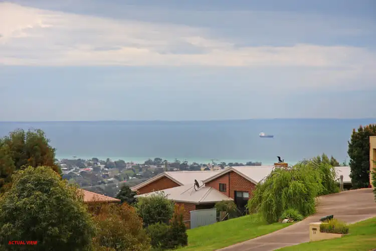 Second view of Homely house listing, 2 McLaren Court, Rosebud VIC 3939