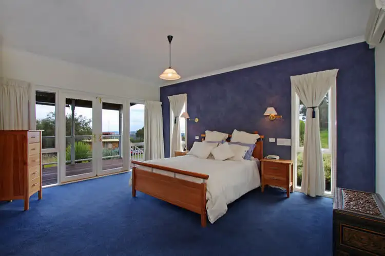 Third view of Homely house listing, 2 McLaren Court, Rosebud VIC 3939