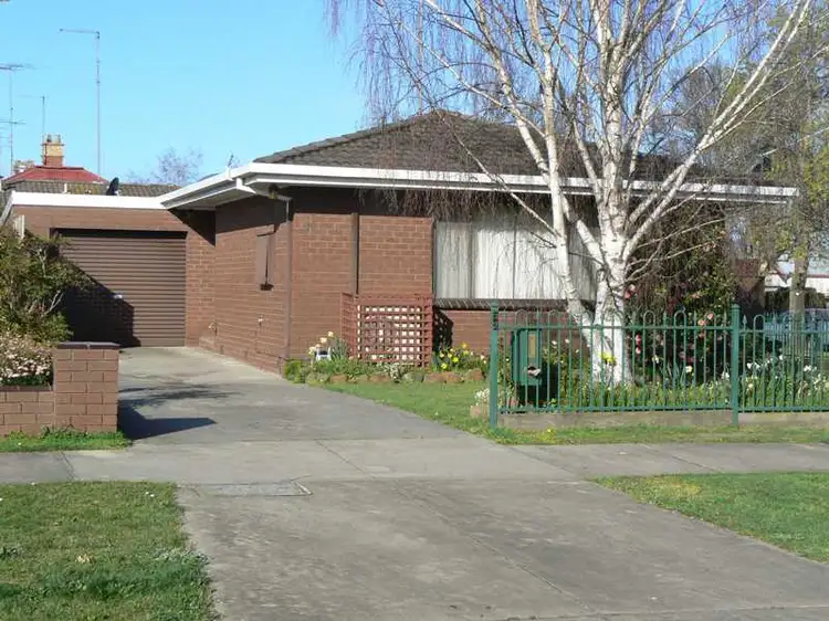 2/32 Gellibrand Street, Colac VIC 3250
