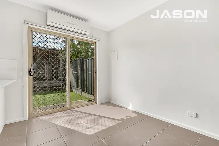 Sixth view of Homely house listing, 27/29 Ardsley Circuit, Craigieburn VIC 3064