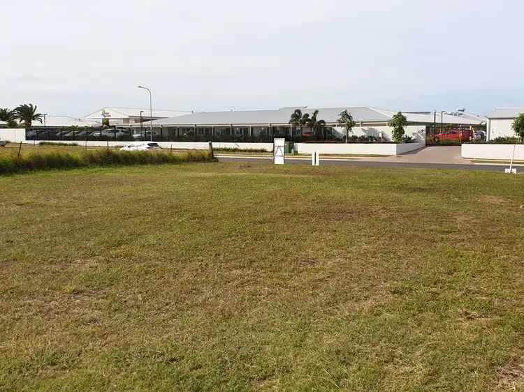 60 Wearing Road, Bargara QLD 4670