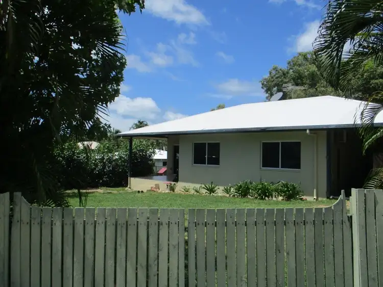 24 Compass Crescent, Nelly Bay QLD 4819