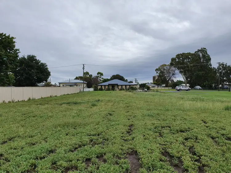 3 Norman Street, Allora QLD 4362