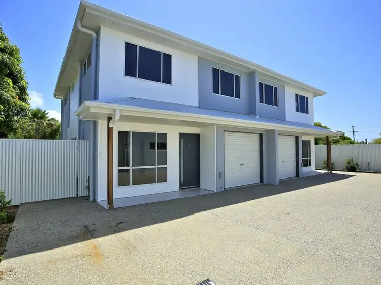 Main view of Homely unit listing, 2/11 Holland Street..., Bargara QLD 4670