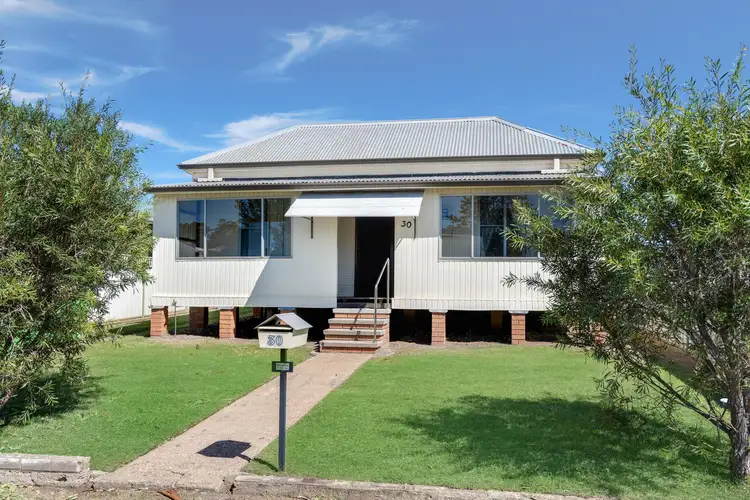 30 Little Park Street, Greta NSW 2334