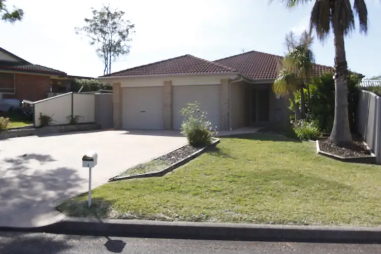 4 Robina Avenue, Medowie NSW 2318