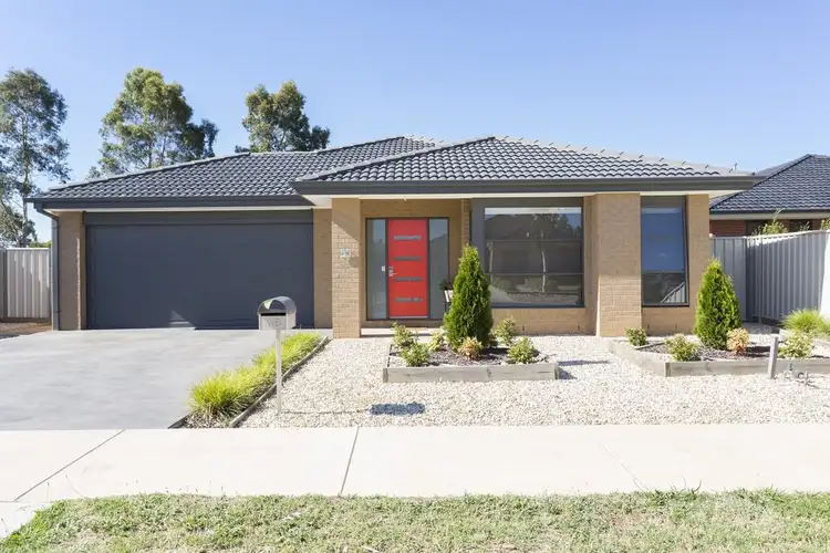 48 Elandra Drive, Ascot VIC 3551