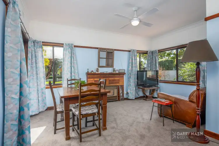 Second view of Homely house listing, 10 Cramond Avenue, Wangaratta VIC 3677