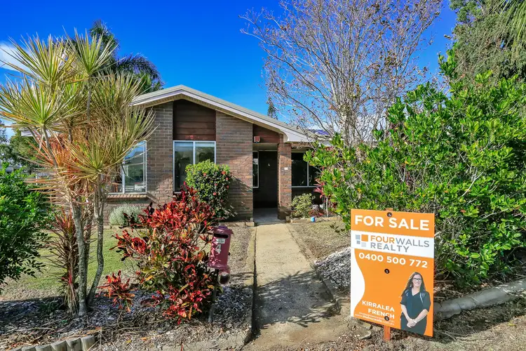 4 Beach Street, Burnett Heads QLD 4670