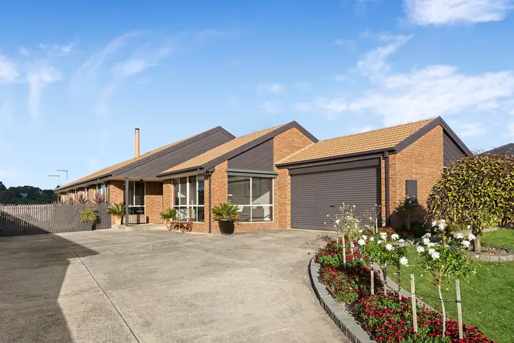 8 Callistemon Court, Elliminyt VIC 3250