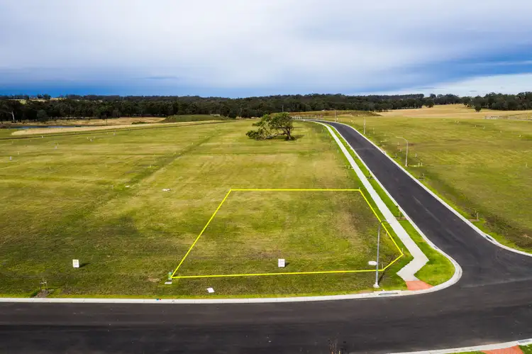 33 (Lot 228) Enderle Drive, Lochinvar NSW 2321