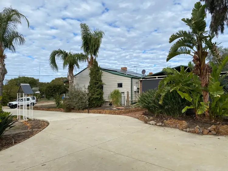 2 Scarpia Street, York WA 6302