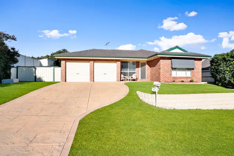 4 Benjamin Circle, Rutherford NSW 2320