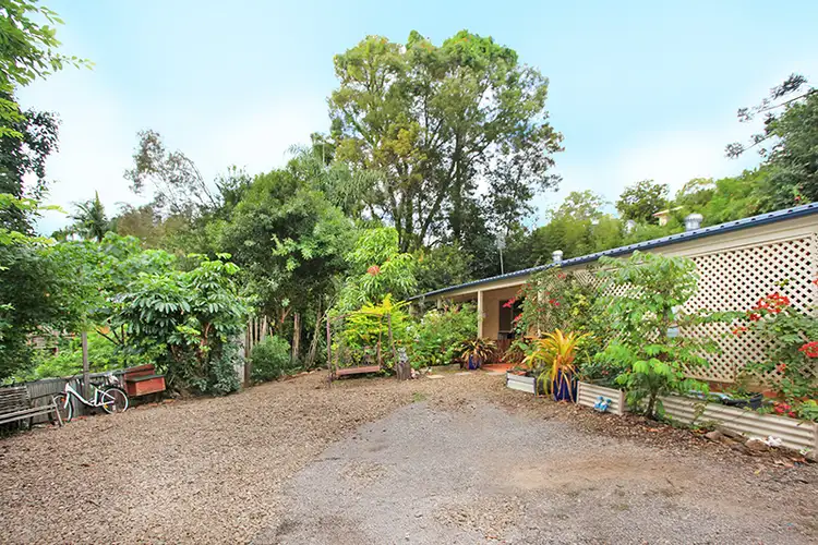 10 Burruma Court, Coes Creek QLD 4560