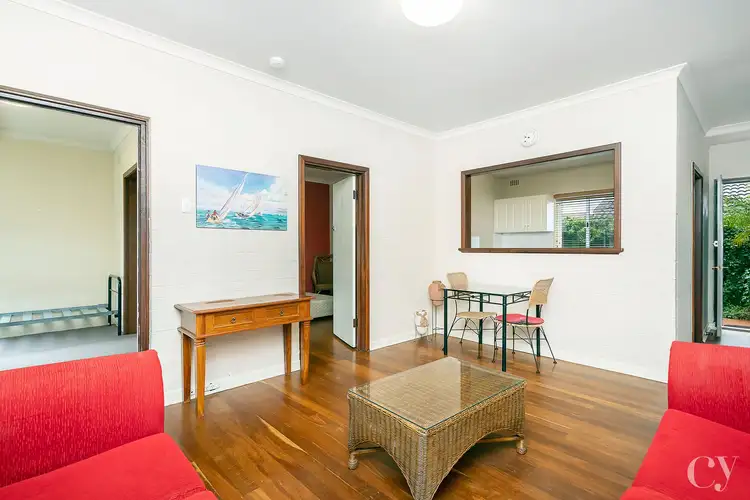 7 Princess Road