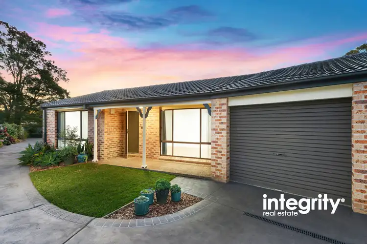 2/6 Waroo Place, Bomaderry NSW 2541